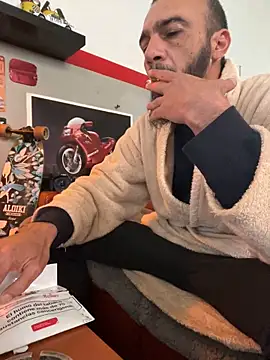 donnuozfutura online show from 1, 2, 2025