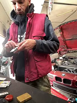 donnuozfutura online show from 13, 2, 2025