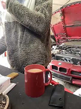 donnuozfutura online show from 10, 3, 2025