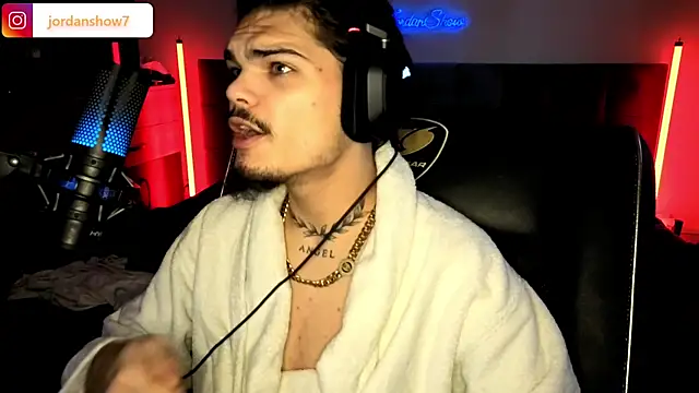 Snapshot of JordanShow chatting on 4, 12, 2025 JordanShow online show from 4, 12, 2025