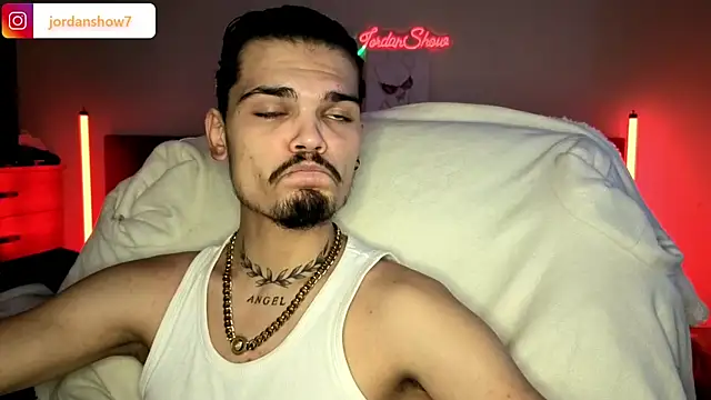 Snapshot of JordanShow chatting on 17, 12, 2025 JordanShow online show from 17, 12, 2025