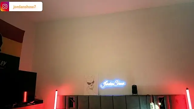 Snapshot of JordanShow chatting on 5, 1, 2026 JordanShow online show from 5, 1, 2026