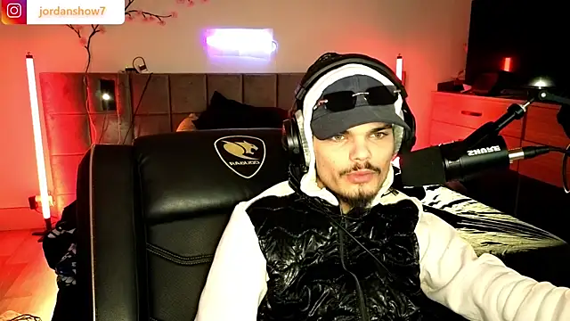 Snapshot of JordanShow chatting on 15, 2, 2026 JordanShow online show from 15, 2, 2026