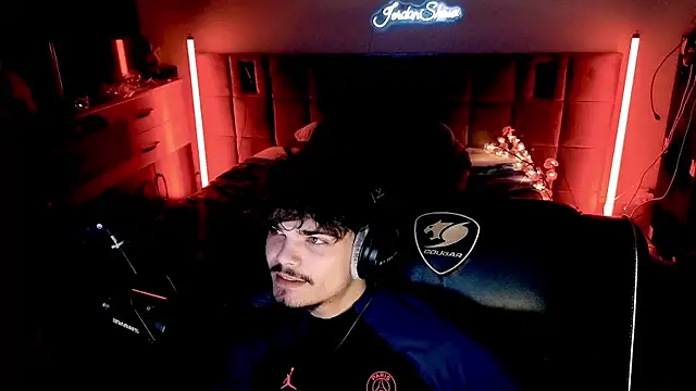 Snapshot of JordanShow chatting on 11, 4, 2026 JordanShow online show from 11, 4, 2026