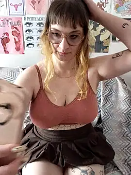 Snapshot of PrincesseMalicia chatting on 6, 5, 2026 PrincesseMalicia online show from 6, 5, 2026