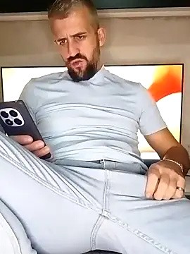 GrofLicno online show from 17, 11, 2025