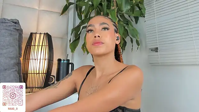 Nia Bunny online show from 7, 3, 2025