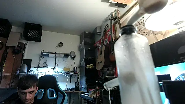 Snapshot of deadpi chatting on 1, 1, 2025 deadpi online show from 1, 1, 2025