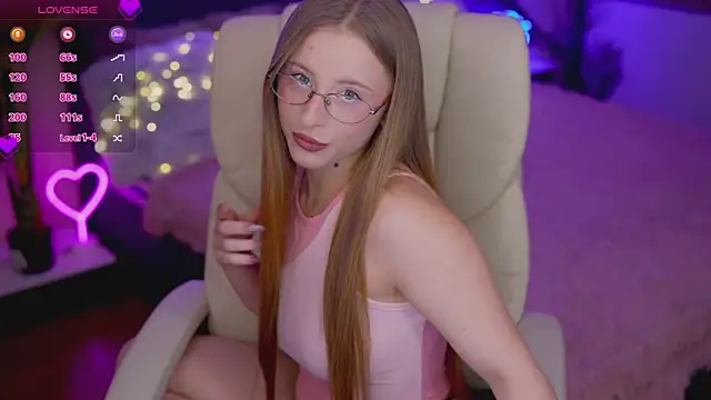 SilverrMoon online show from 24, 11, 2025