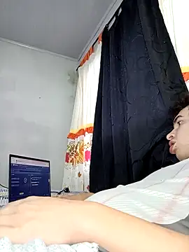 Bruno Iris sex online show from 30, 9, 2025