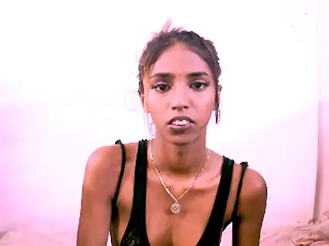 Snapshot of IndianSexySlender chatting on 20, 1, 2025 IndianSexySlender online show from 20, 1, 2025