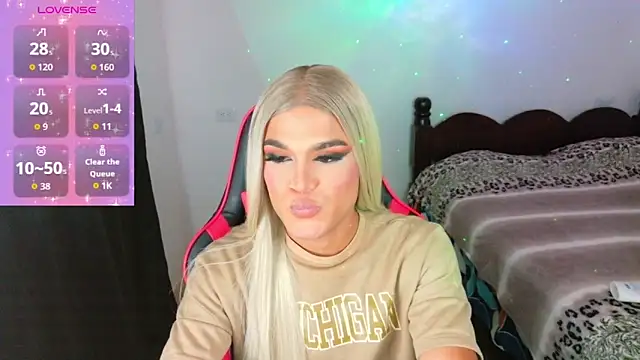 AllisonsweetZ online show from 5, 11, 2025