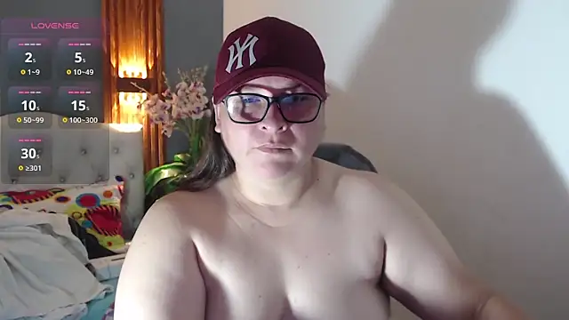 Snapshot of katty_femdom chatting on 1, 2, 2026 katty femdom online show from 1, 2, 2026