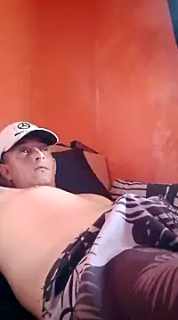 Fabiocapao01 online show from 22, 2, 2025