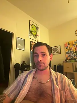 Snapshot of defbond420 chatting on 22, 1, 2025 defbond420 online show from 22, 1, 2025