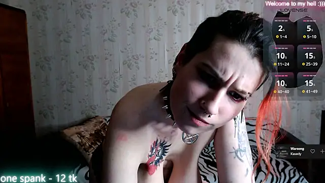 Snapshot of Miya_Wey_ chatting on 2, 2, 2025 Miya Wey online show from 2, 2, 2025