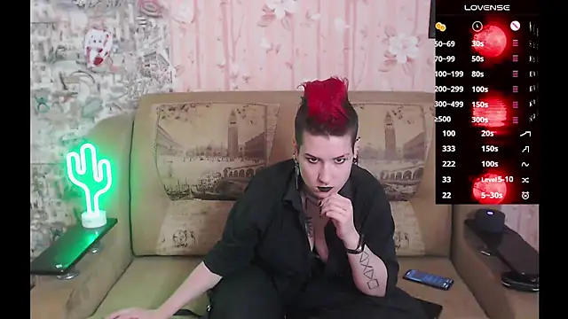 Miya Wey  online show from 30, 10, 2025