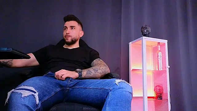 MightyAaron66 online show from 13, 3, 2025