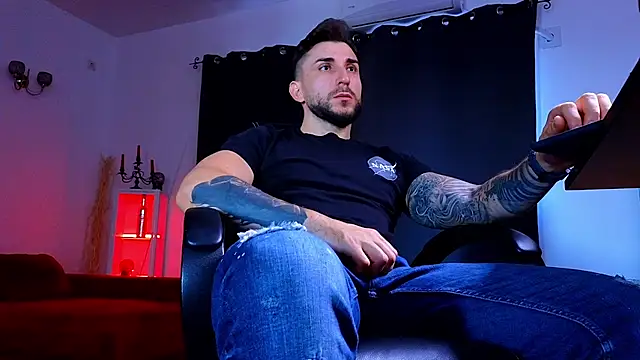 MightyAaron66 online show from 16, 9, 2025