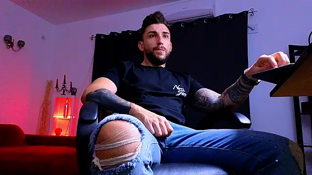 MightyAaron66 online show from 7, 10, 2025