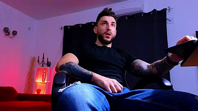 MightyAaron66 online show from 12, 11, 2025