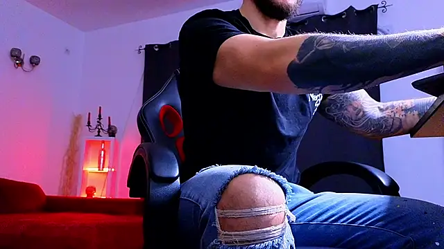 MightyAaron66 online show from 17, 11, 2025