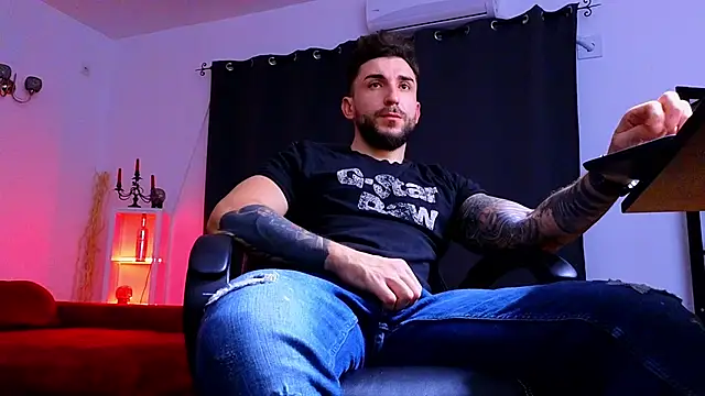 MightyAaron66 online show from 26, 11, 2025