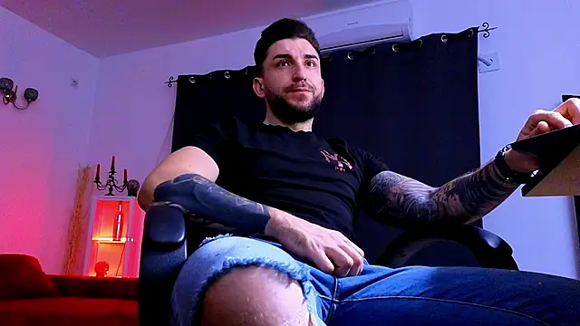 MightyAaron66 online show from 1, 2, 2026