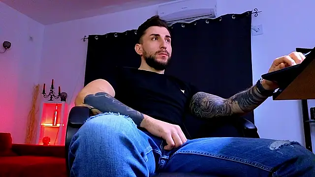 MightyAaron66 online show from 15, 2, 2026