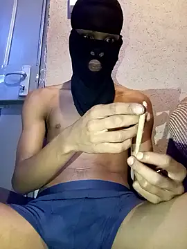 Thickcockzivyy online show from 18, 1, 2026