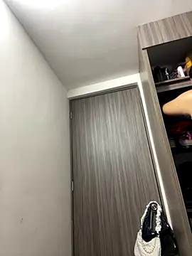 Snapshot of karla_nill chatting on 13, 10, 2025 karla nill online show from 13, 10, 2025