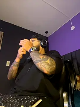 Lyon vach online show from 8, 10, 2025