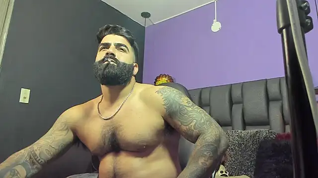 Snapshot of Lyon_vach chatting on 7, 2, 2026 Lyon vach online show from 7, 2, 2026