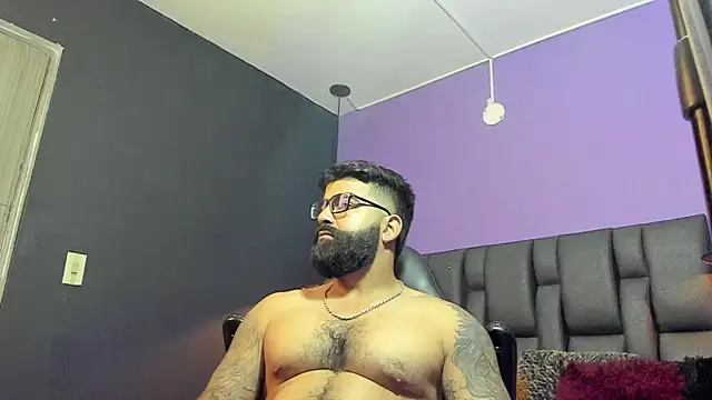 Snapshot of Lyon_vach chatting on 8, 2, 2026 Lyon vach online show from 8, 2, 2026