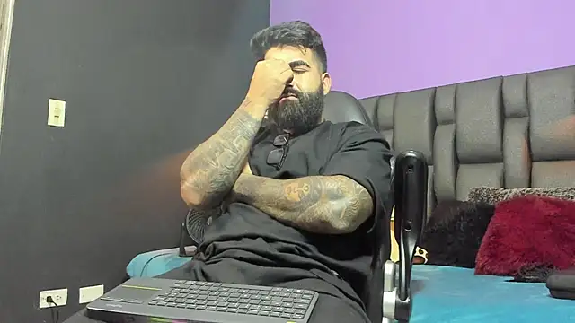 Snapshot of Lyon_vach chatting on 11, 2, 2026 Lyon vach online show from 11, 2, 2026