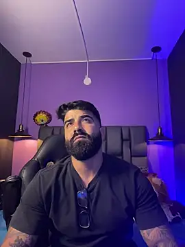 Snapshot of Lyon_vach chatting on 14, 2, 2026 Lyon vach online show from 14, 2, 2026