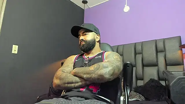 Snapshot of Lyon_vach chatting on 25, 2, 2026 Lyon vach online show from 25, 2, 2026