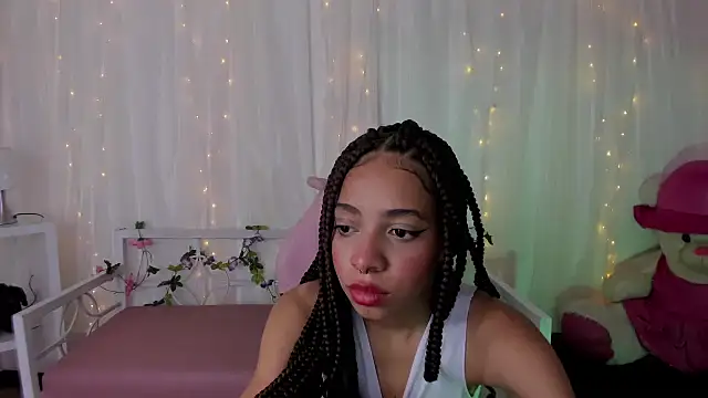 Snapshot of Abigail_Wilson_ chatting on 18, 2, 2025 Abigail Wilson online show from 18, 2, 2025