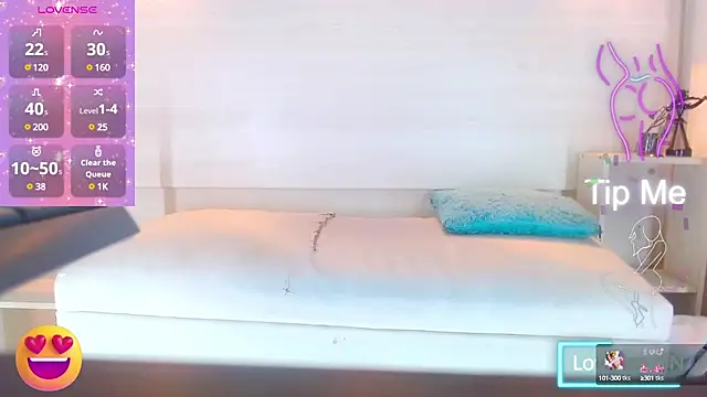 Molly Spears online show from 4, 3, 2025