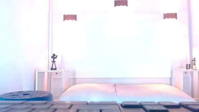 Molly Spears online show from 13, 3, 2025