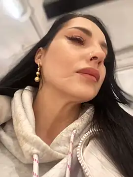 Roxana-Sexy online show from 1, 3, 2025