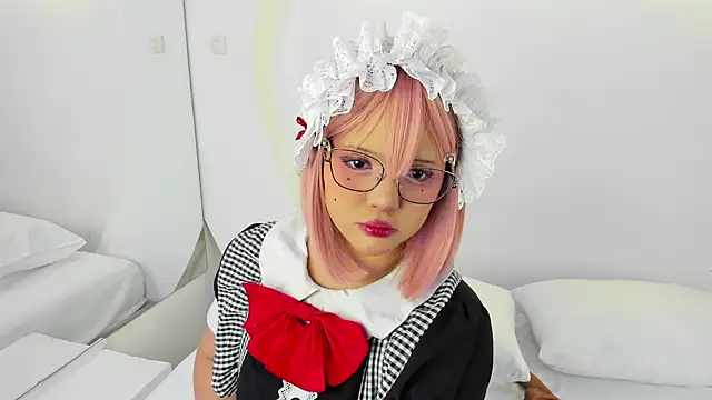 NanaOsaky online show from 6, 2, 2025