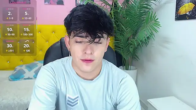 Snapshot of nolan_twink1 chatting on 11, 3, 2025 nolan twink1 online show from 11, 3, 2025