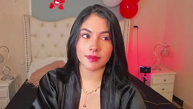 Mia Elowen online show from 14, 2, 2025