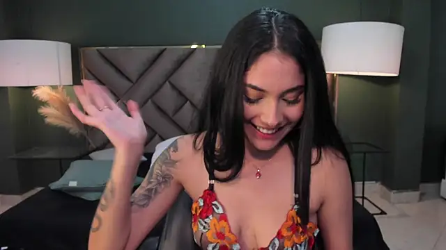 Mia Elowen online show from 23, 3, 2025