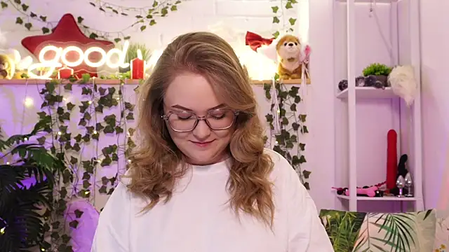 MonicaAsis online show from 8, 4, 2026