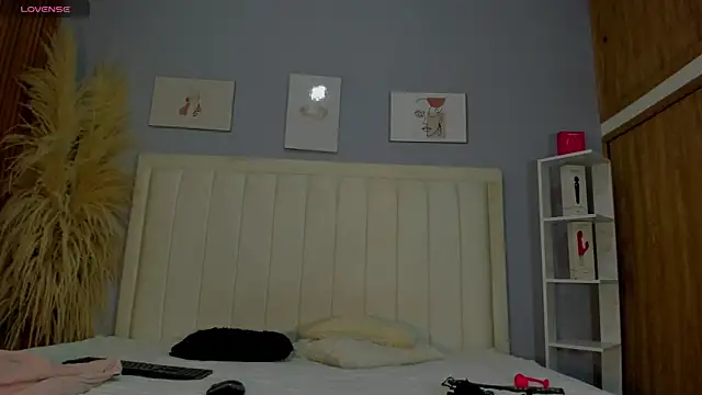 Paula-Brown1 online show from 17, 10, 2025