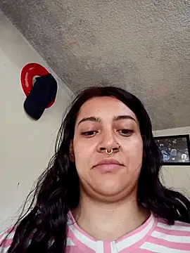 CORALINE GREYM online show from 24, 10, 2025