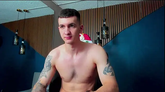 JacksonOlsenn online show from 13, 1, 2025
