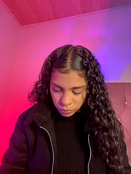 NINA 18 YEARS online show from 18, 10, 2025